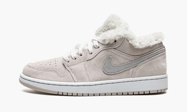 nike-wmns-air-jordan-1-low-se-sherpa-fleece-do0750-002-athleticbrat-2